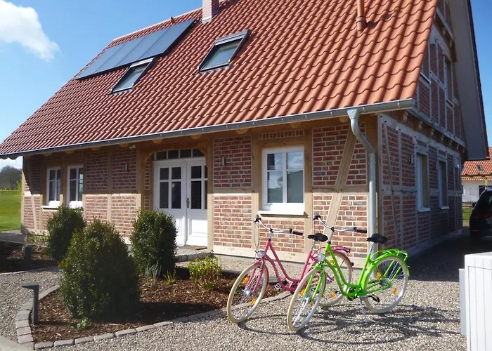 Ostsee-wellnesslandhaus Mit Sauna, Jacuzzi, Innenwhirlpool *